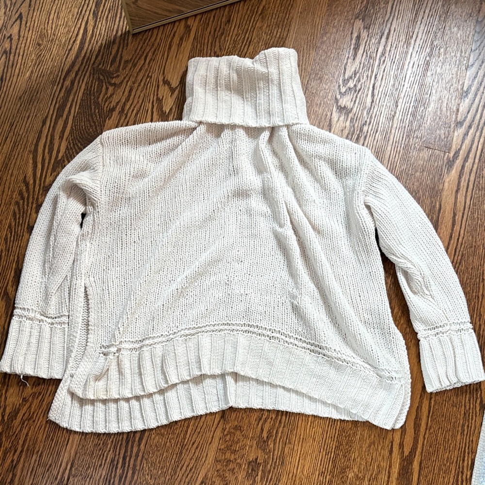 Aerie Cream Knit Turtleneck Sweater